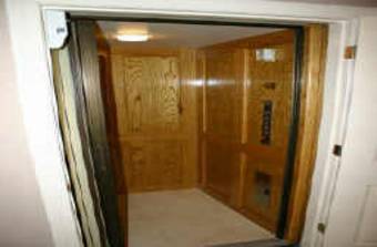 Elevator Listing photo 4